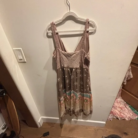 Brown and Tan Sleeveless Spaghetti Strap Sundress - Picture 2 of 2